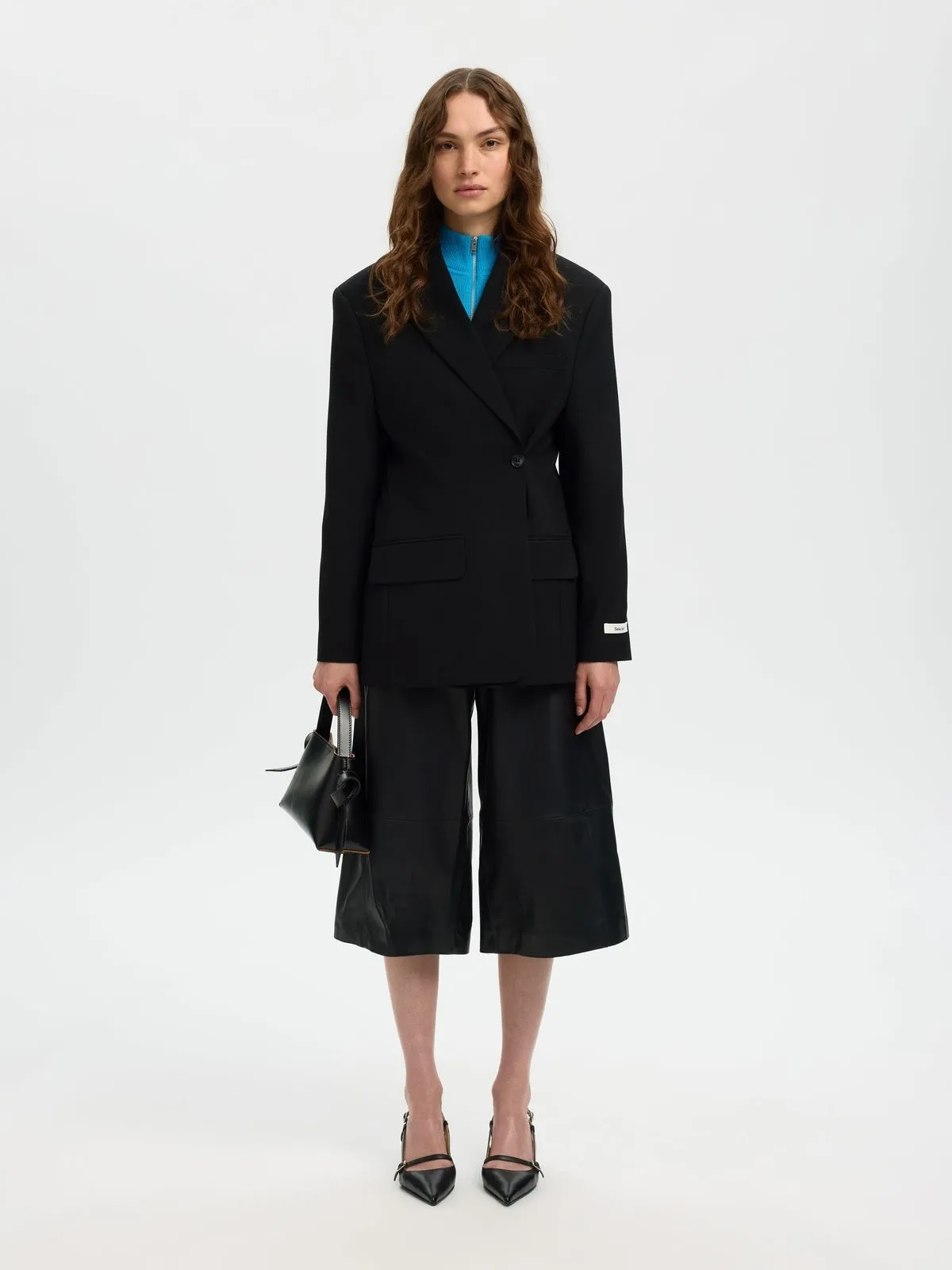 Oversized marta blazer - black sold by Brando product image thumbnail 4