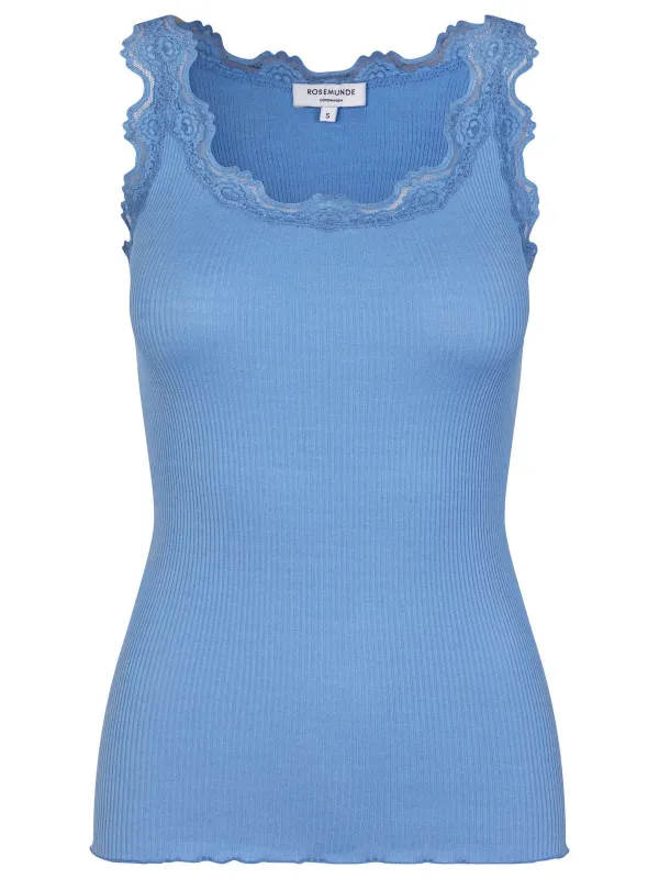 Babette silk lace topp - blue heaven sold by Brando
