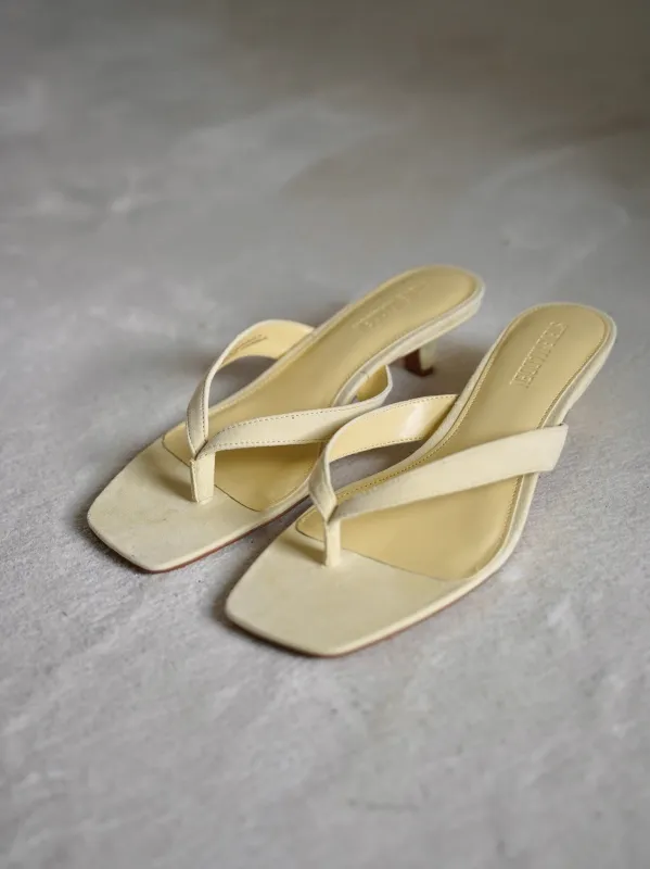 Tracie kitten heel sandal - yellow suede made by Steve Madden