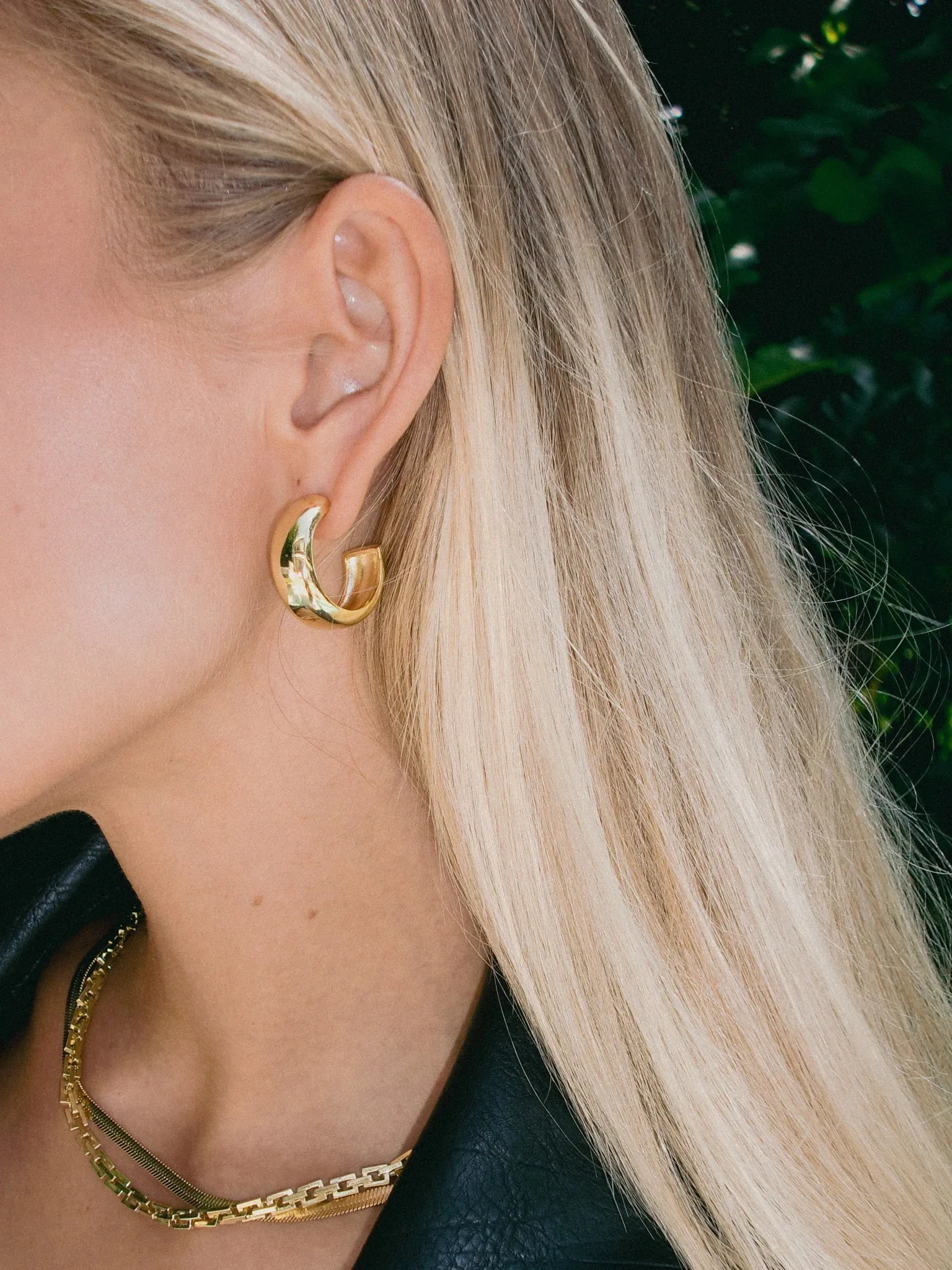 Bold dome hoops - gold sold by Brando product image thumbnail 2