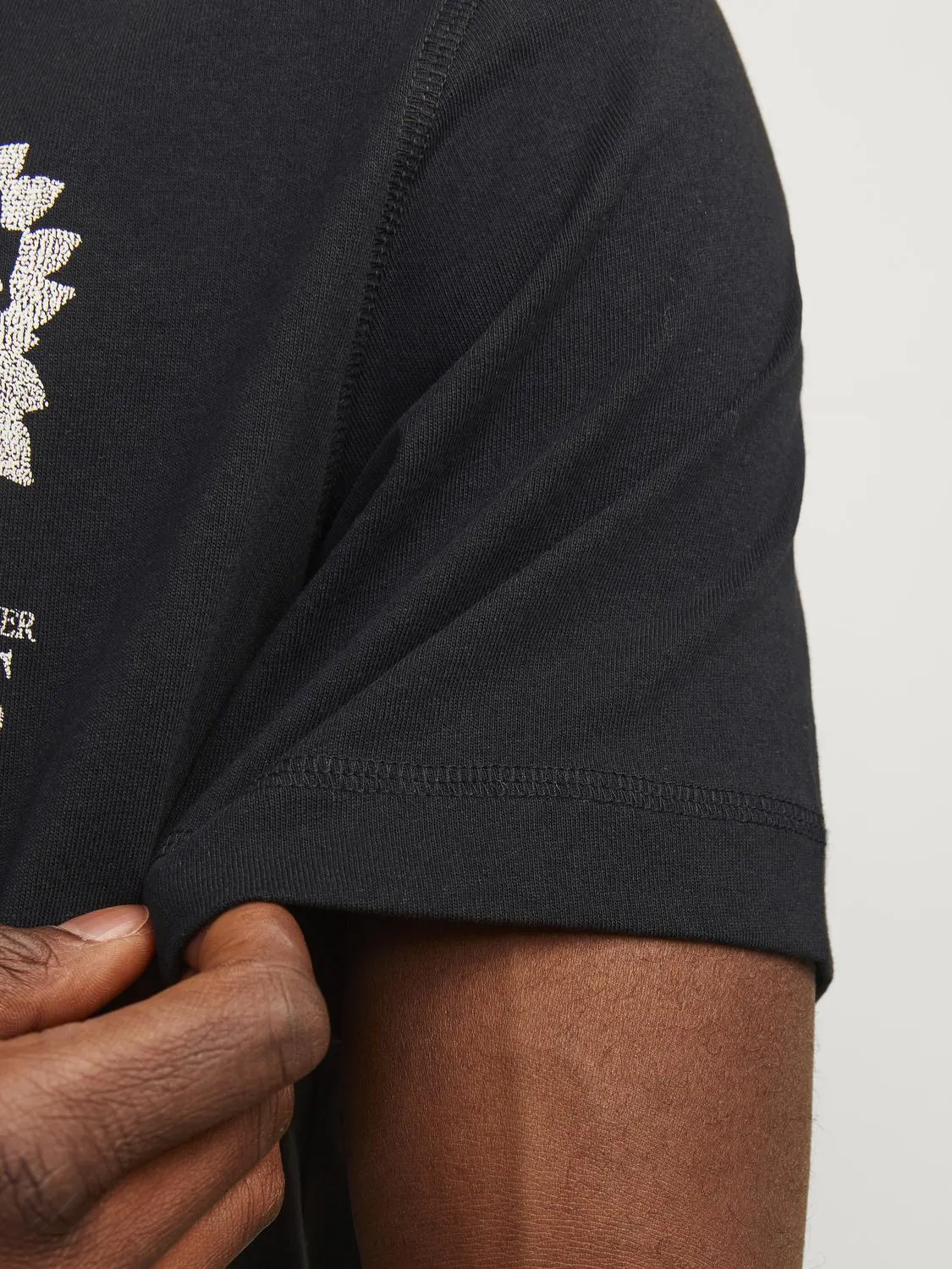 Noto Graphic T-Skjorte - Black sold by Brando product image thumbnail 4