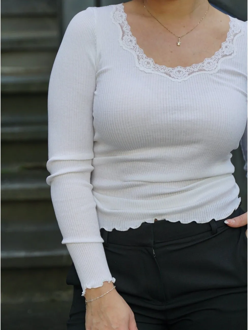 Babette silke genser - new white sold by Brando product image thumbnail 3