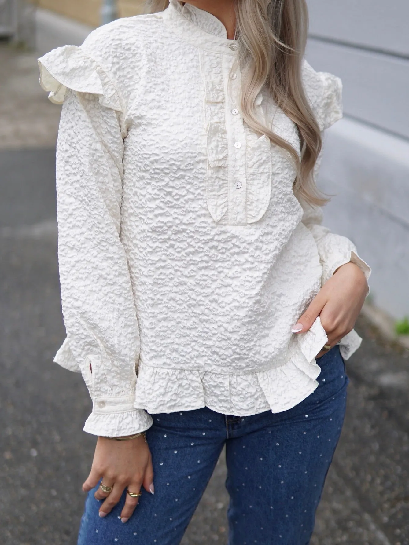 Reno ruby ruffle bluse - cream sold by Brando product image thumbnail 3