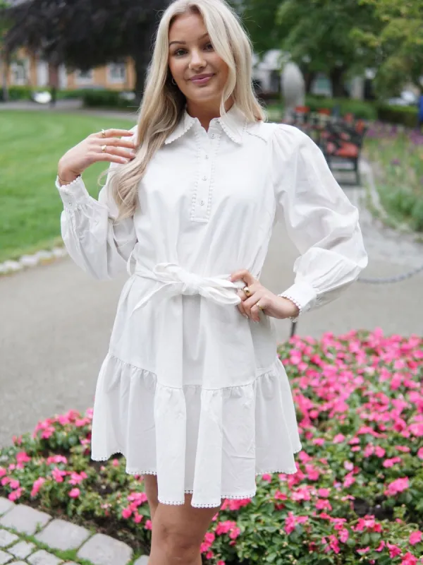 Rosalina kjole - star white sold by Brando