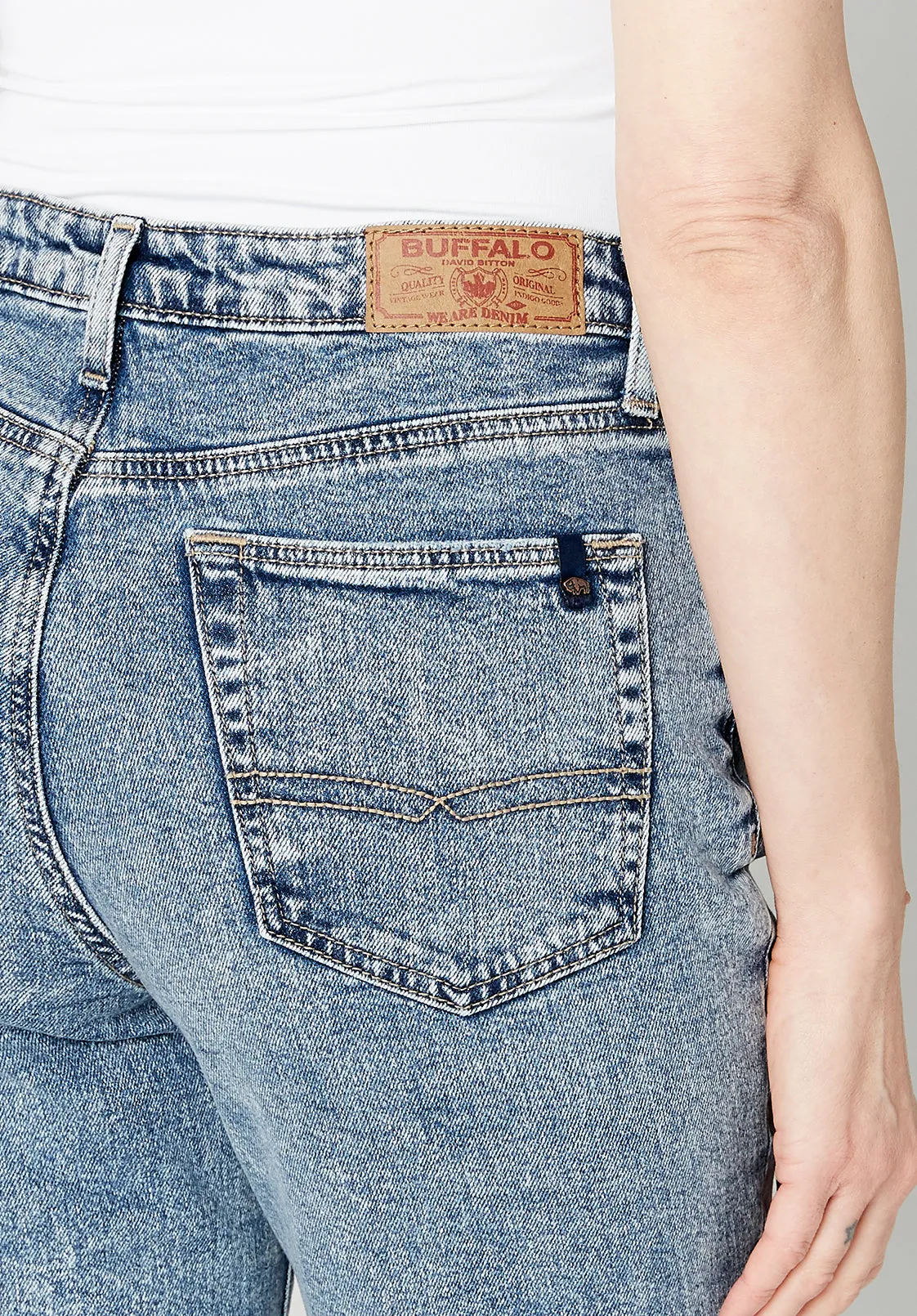 High Rise Straight Jayden Women's Jeans, Contrasted Indigo - BL15815 sold by Buffalo Jeans product image thumbnail 4