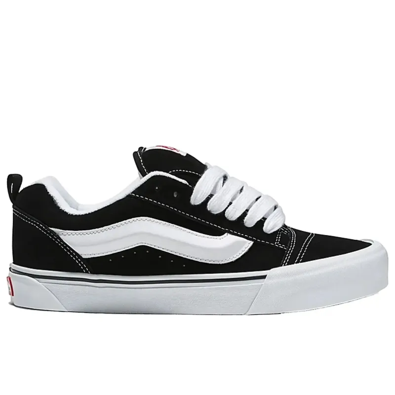 Vans Knu Skool Zwart / Wit sold by Burned Sports