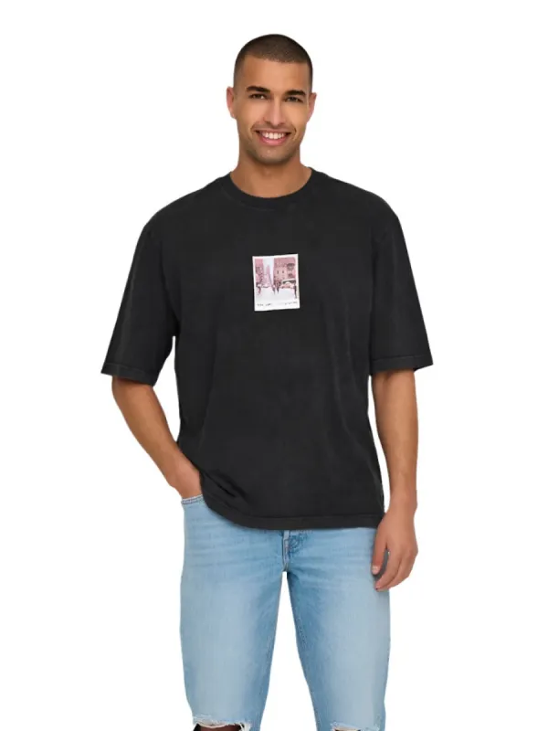 Ray Oversized T-Shirt made by ONLY & SONS