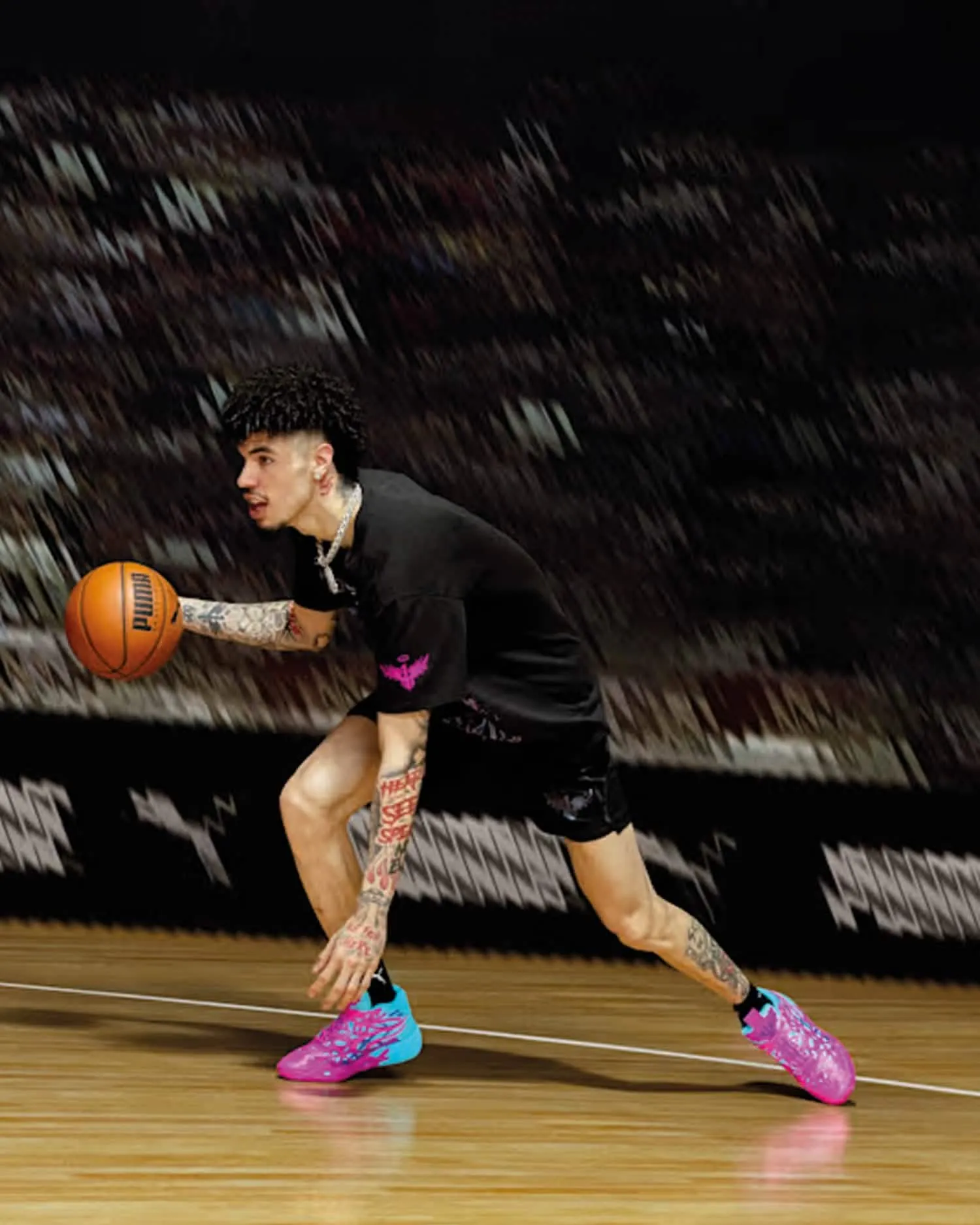 Puma MB.04 DIP Basketbalschoen Roze/Blauw JR sold by Burned Sports product image thumbnail 2