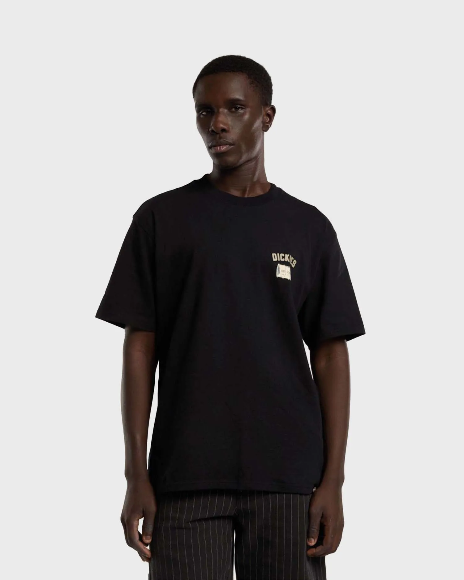 Dickies Service Crew T-shirt Zwart sold by Burned Sports product image thumbnail 5
