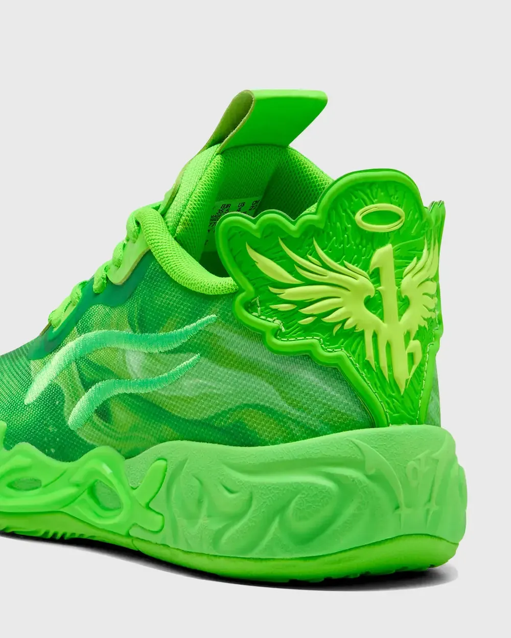 Puma MB.04 Low LaMelo Ball Basketbalschoen JR Groen sold by Burned Sports product image thumbnail 3