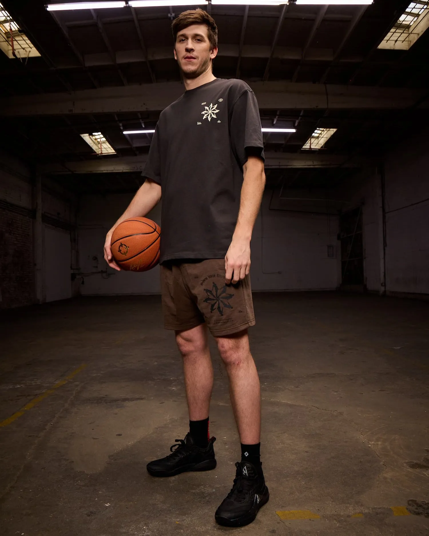 Rigorer AR2 Basketbalschoen Snake Eyes Zwart sold by Burned Sports product image thumbnail 3