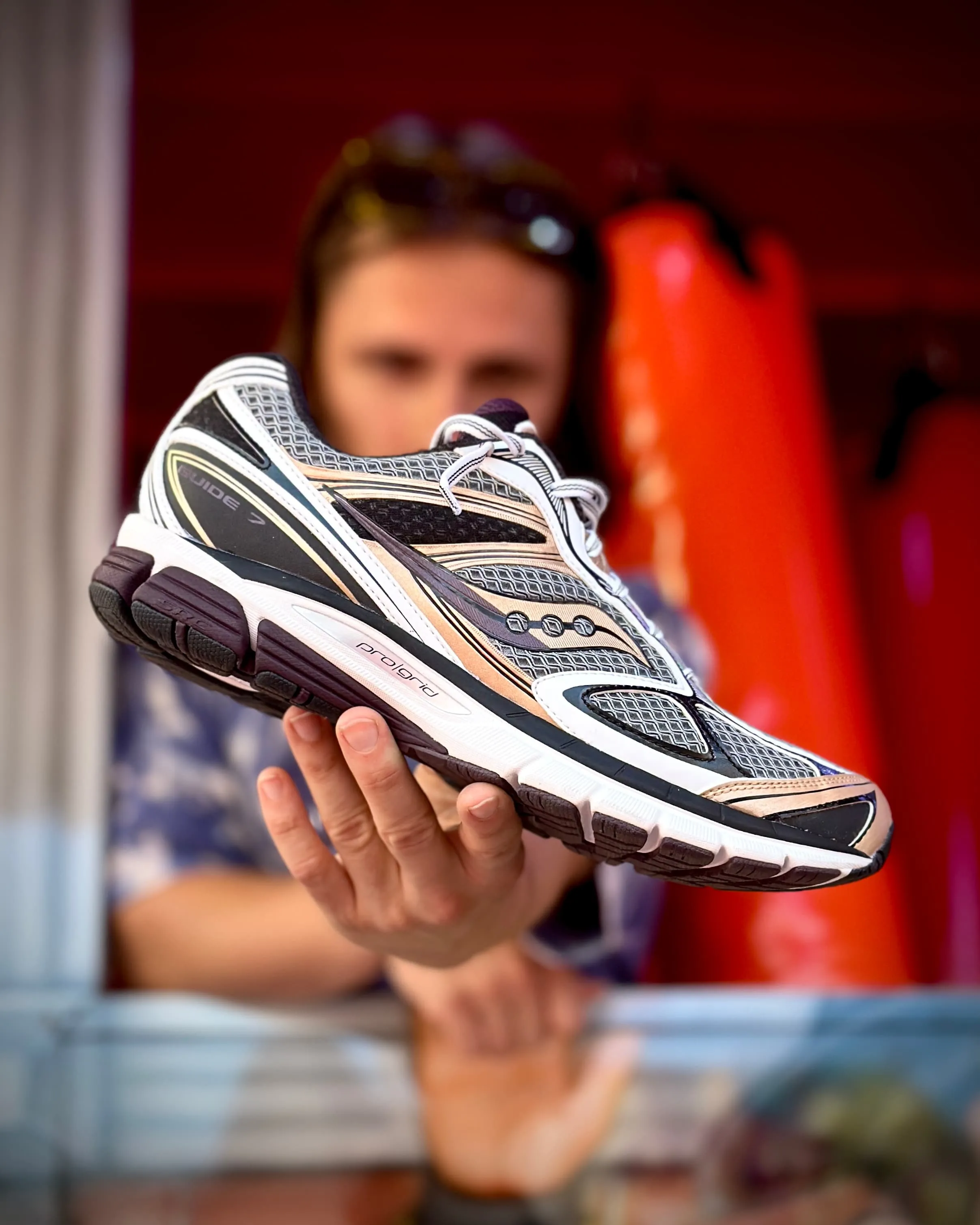 Saucony Progrid Guide 7 Sneaker Wit / Brons sold by Burned Sports product image thumbnail 3