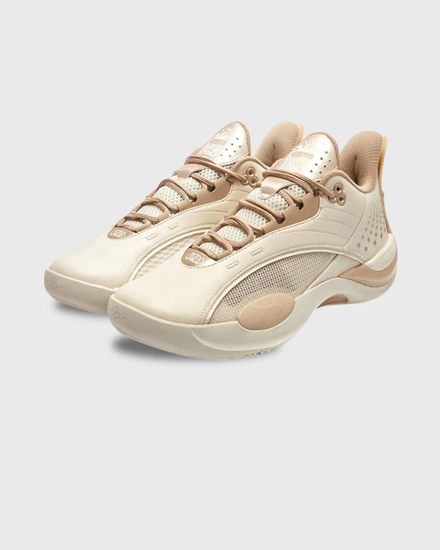 361 Degrees Team Joker Champion Basketbalschoen Beige sold by Burned Sports product image thumbnail 2