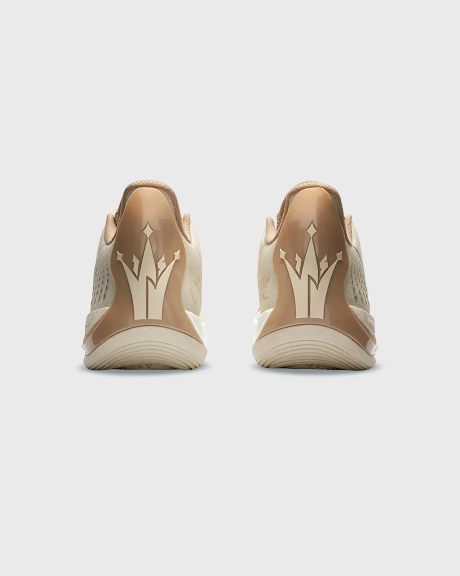 361 Degrees Team Joker Champion Basketbalschoen Beige sold by Burned Sports product image thumbnail 5