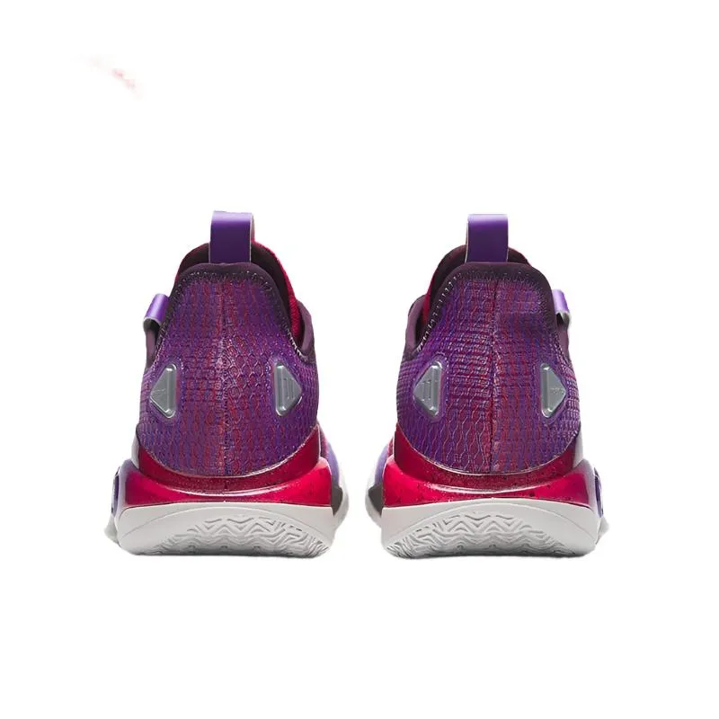 Kyrie Irving x Anta Shock Wave 5 Pro Basketbalschoen The Moon sold by Burned Sports product image thumbnail 2