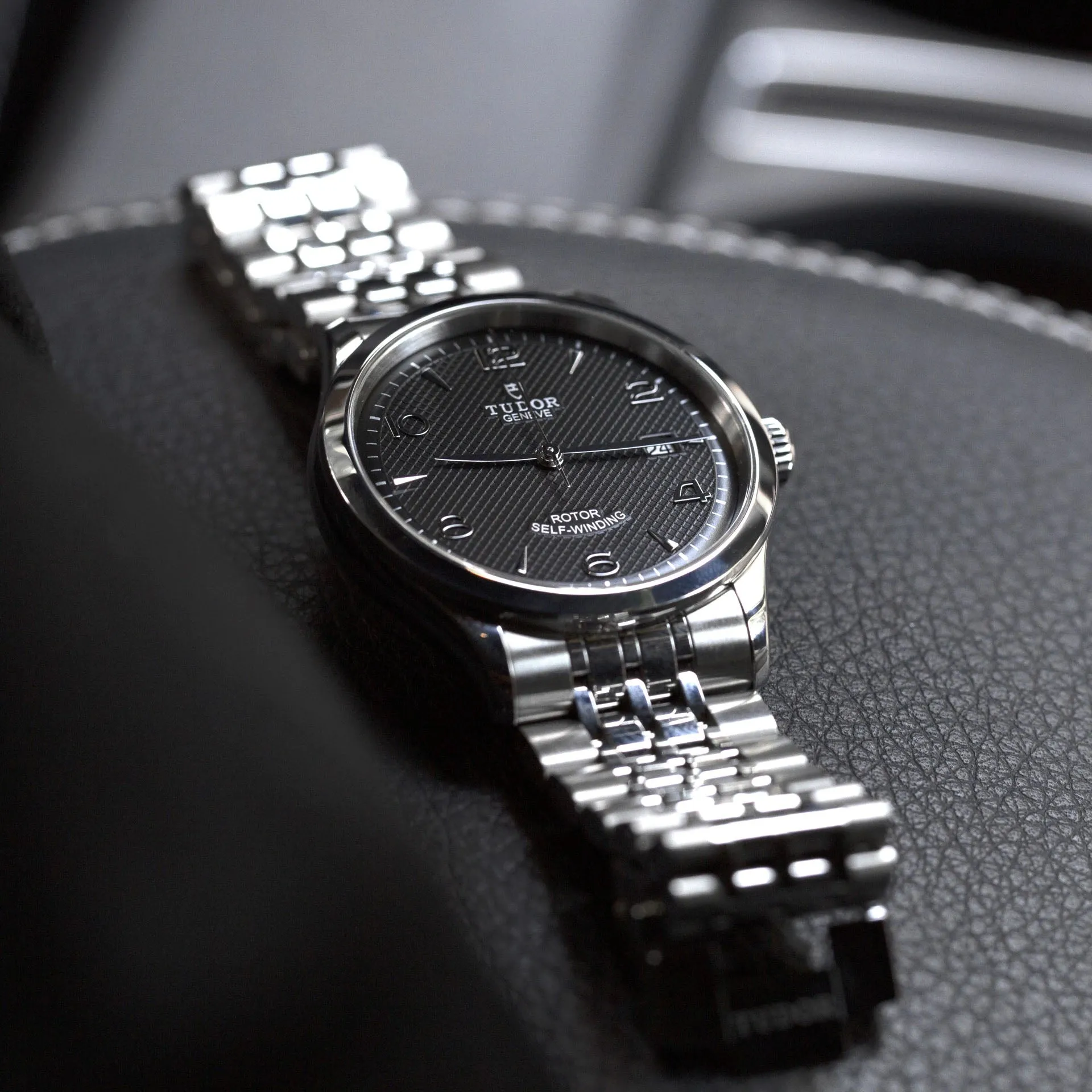 TUDOR 1926 Watch sold by C.W. Sellors product image thumbnail 3