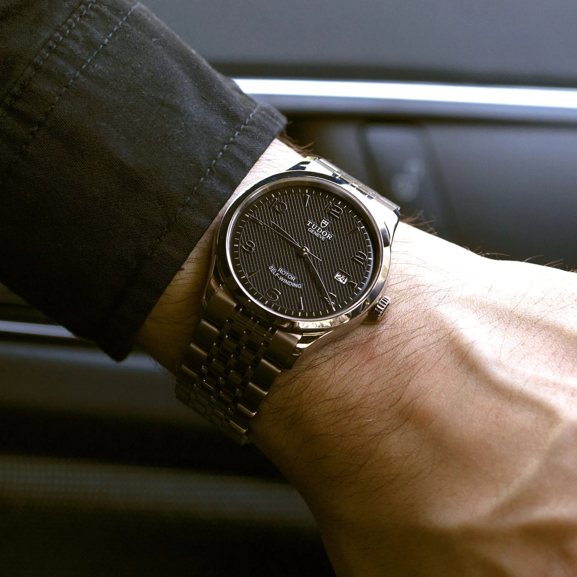 TUDOR 1926 Watch sold by C.W. Sellors product image thumbnail 4