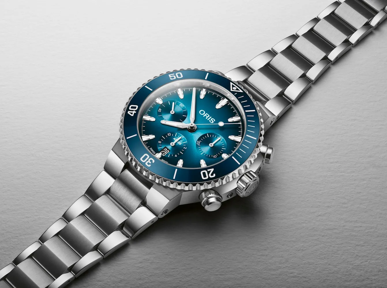 Oris Aquis Chronograph Watch sold by C.W. Sellors product image thumbnail 4