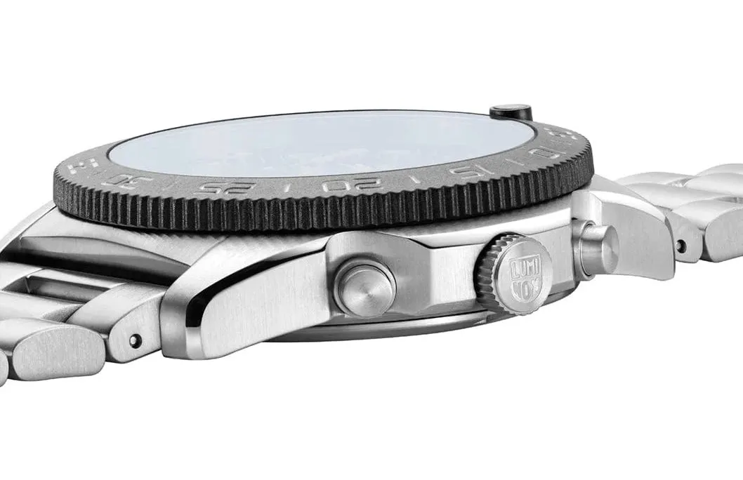 Luminox Pacific Diver Chronograph 44mm 3140 Series Watch sold by C.W. Sellors product image thumbnail 5