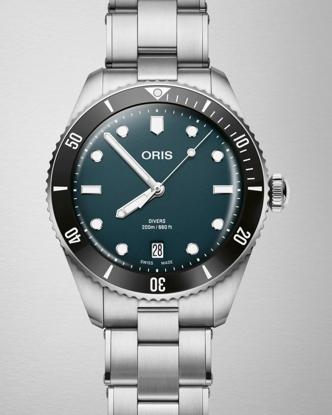 Oris Divers Date Watch sold by C.W. Sellors product image thumbnail 3
