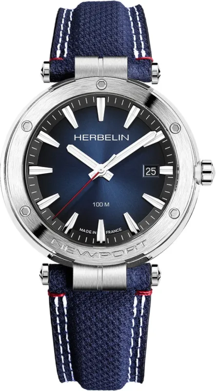Herbelin Newport made by C.W. Sellors