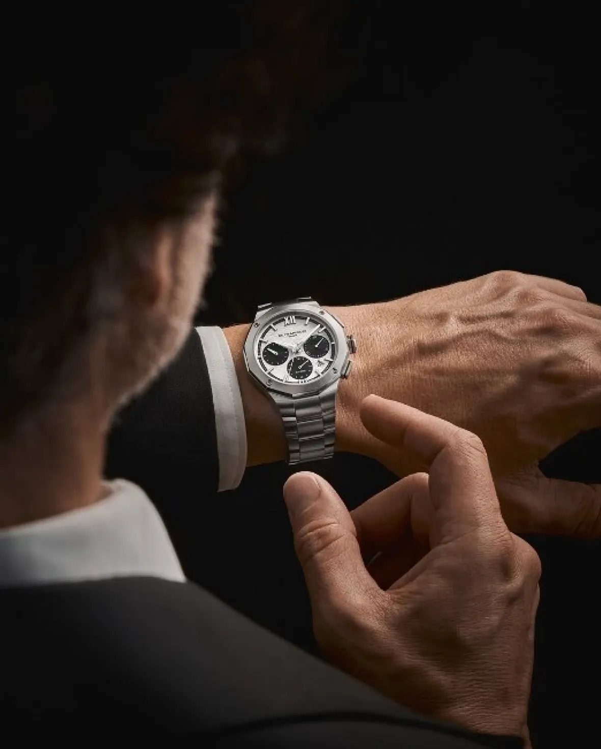 Baume et Mercier Riviera Automatic Chronograph Watch sold by C.W. Sellors product image thumbnail 5