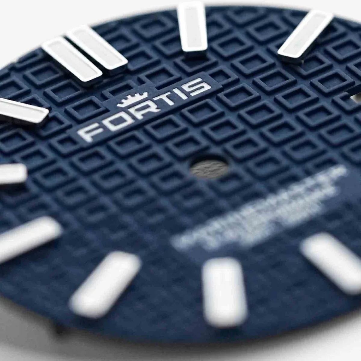 Fortis Marinemaster M-40 Ocean Blue Watch sold by C.W. Sellors product image thumbnail 2