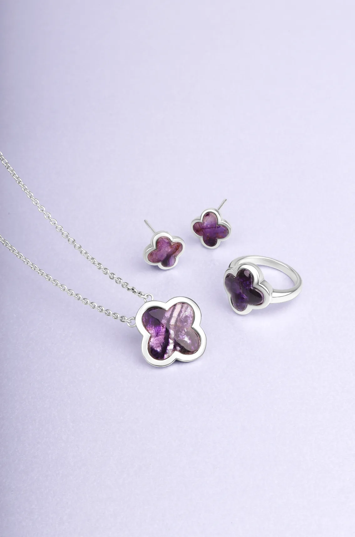 18ct White Gold Blue John bloom Four Leaf Clover Ring sold by C.W. Sellors product image thumbnail 2