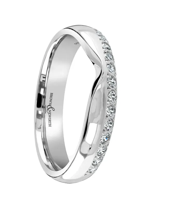 Platinum 0.20ct Diamond Set Shaped Wedding Band Ring made by C.W. Sellors