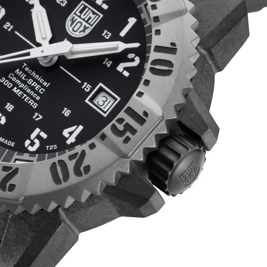 Luminox Mil-Spec 3350 Series sold by C.W. Sellors product image thumbnail 4
