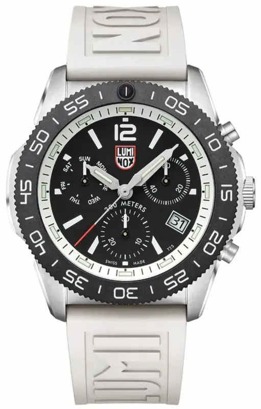 Luminox Sea Pacific Diver Chronograph 3140 Black White Watch made by C.W. Sellors