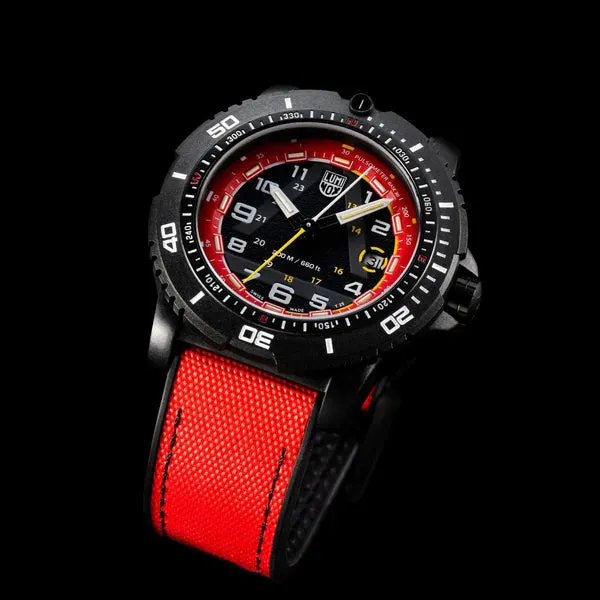 Luminox Ice Sar 1080 Series Limited Edition sold by C.W. Sellors product image thumbnail 3
