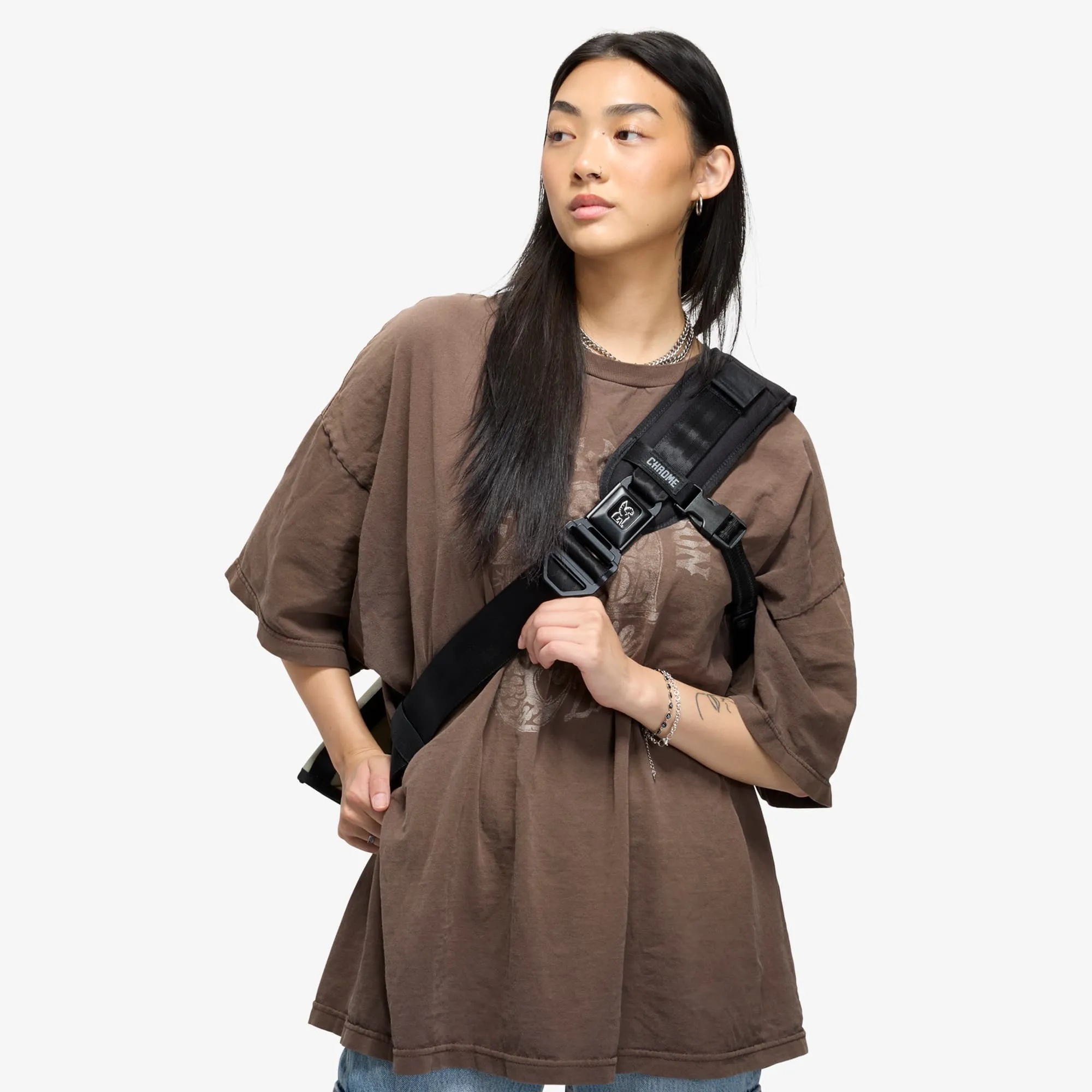 Citizen 15L Messenger sold by Chrome Industries product image thumbnail 3