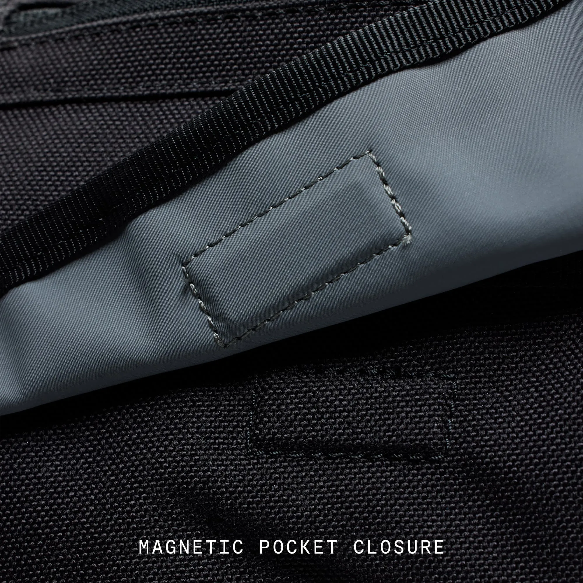 Citizen Slide 15L Messenger sold by Chrome Industries product image thumbnail 4