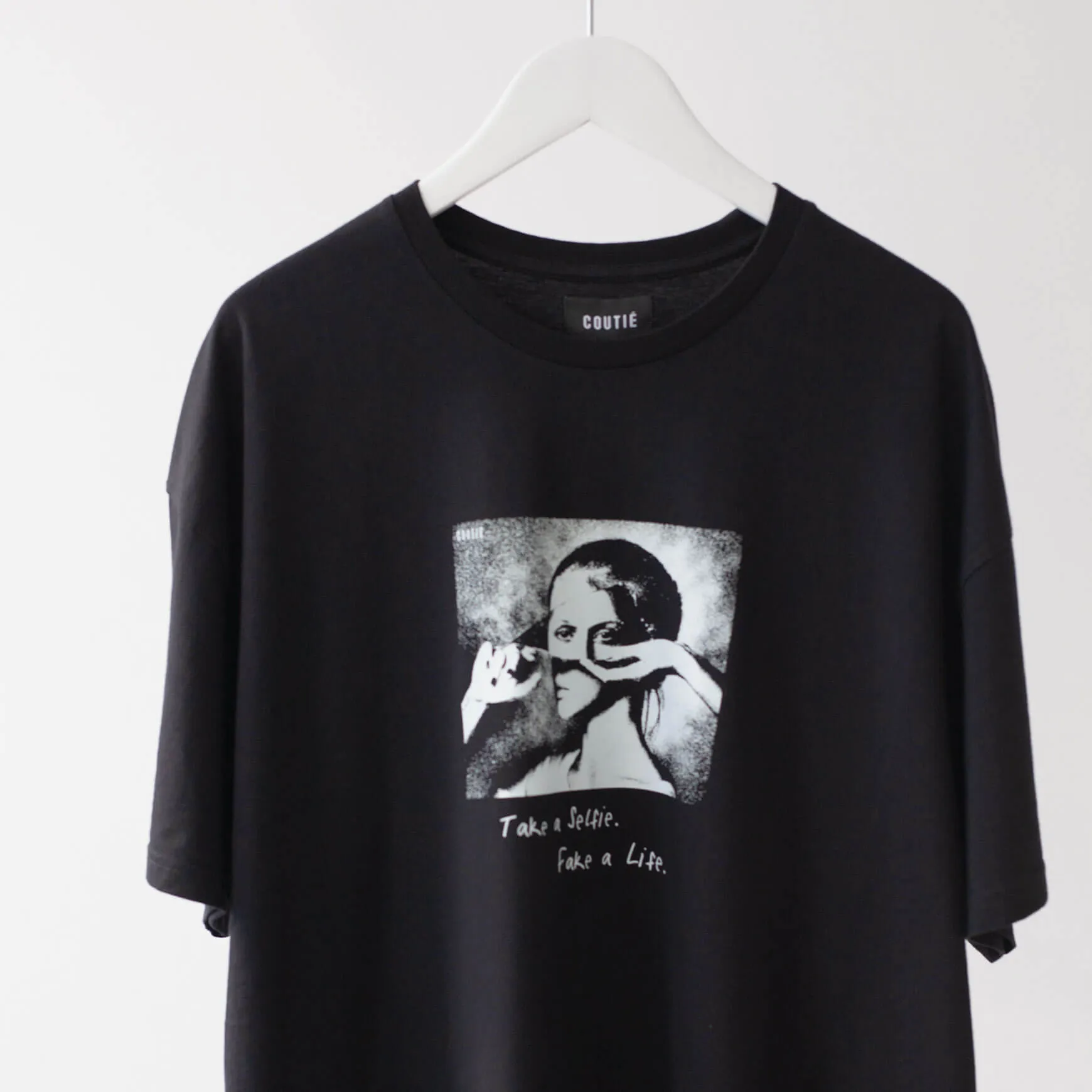 Selfie T-Shirt Black sold by Coutie product image thumbnail 2