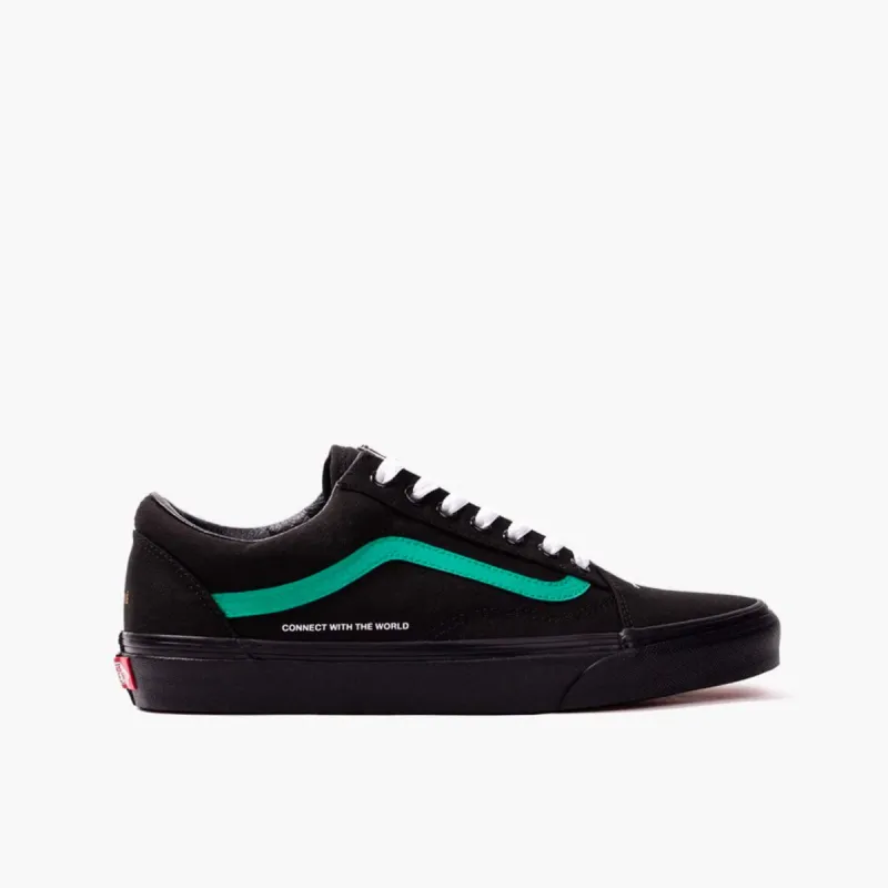 Vans Old Skool "Connect with the World" Custom sold by Coutie