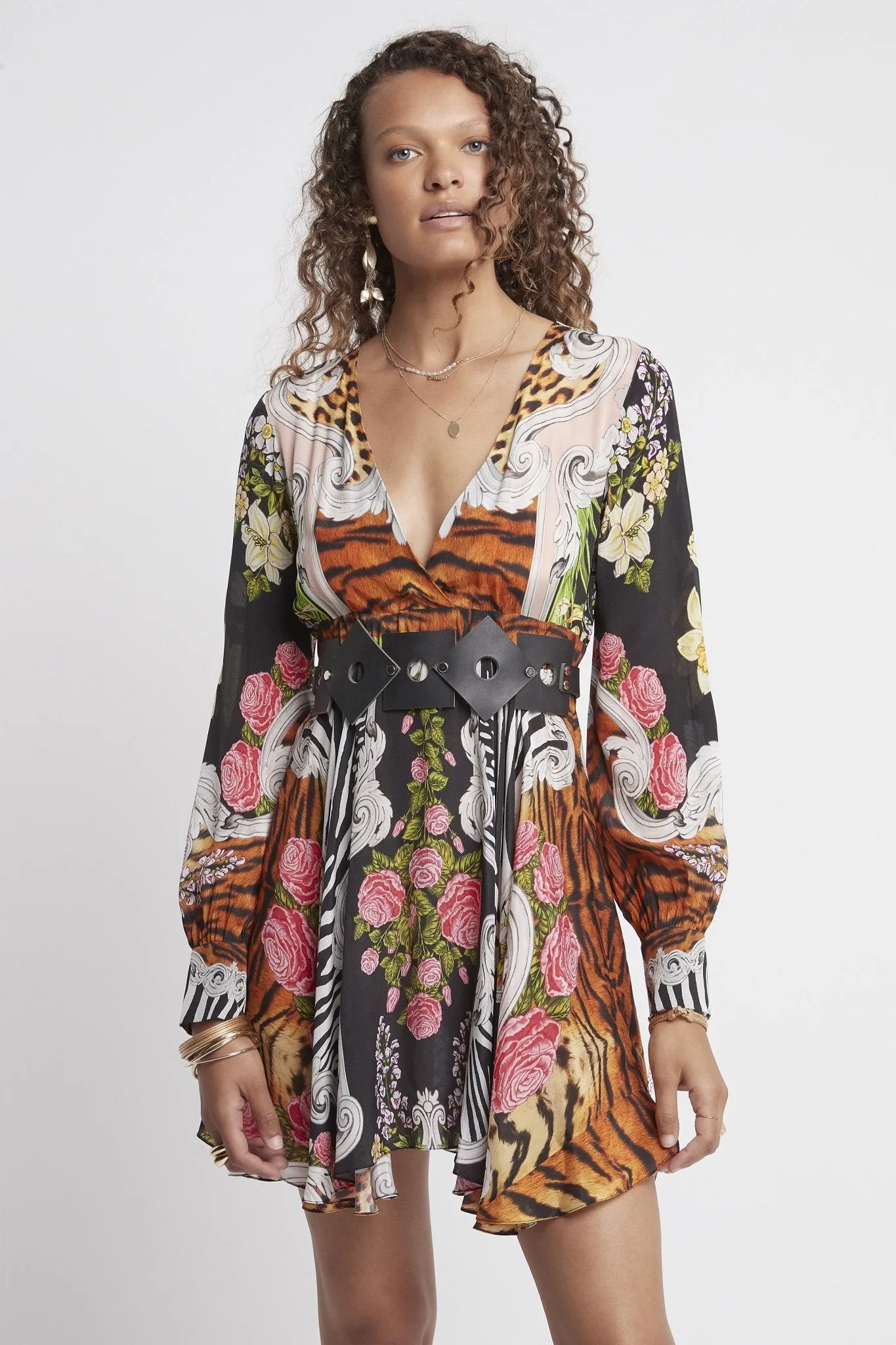 WARRIOR PRINCESS SHORT DRESS W CUFF SLEEVES sold by Czarina product image thumbnail 4