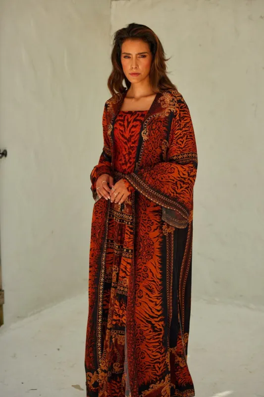 TIGRESS LONG JACKET W SPLIT SLEEVES sold by Czarina
