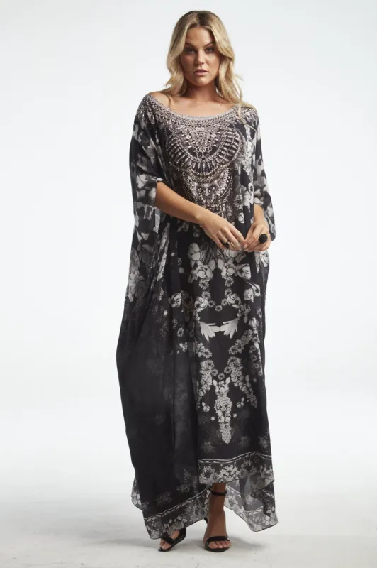 Still I Rise Round-Neck Long Kaftan sold by Czarina