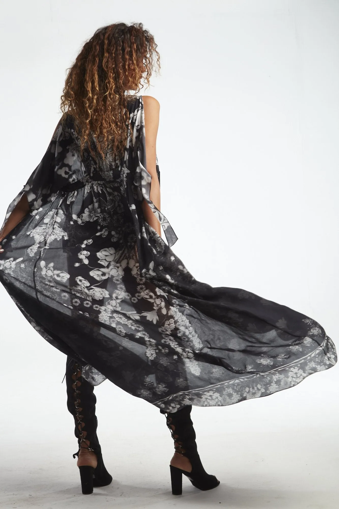 Still I Rise Robe Dress sold by Czarina product image thumbnail 4