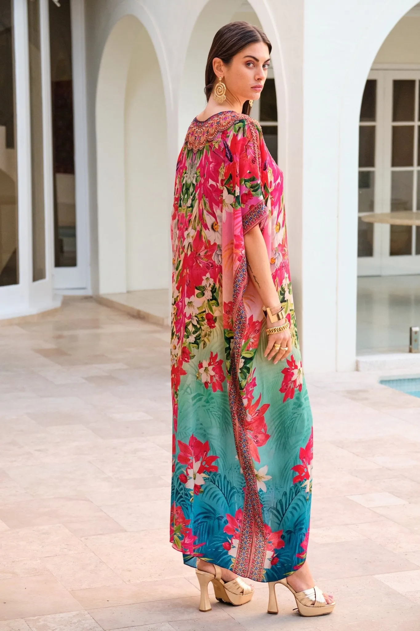 BLUE BLOSSOM ROUND NECK LONG KAFTAN sold by Czarina product image thumbnail 4