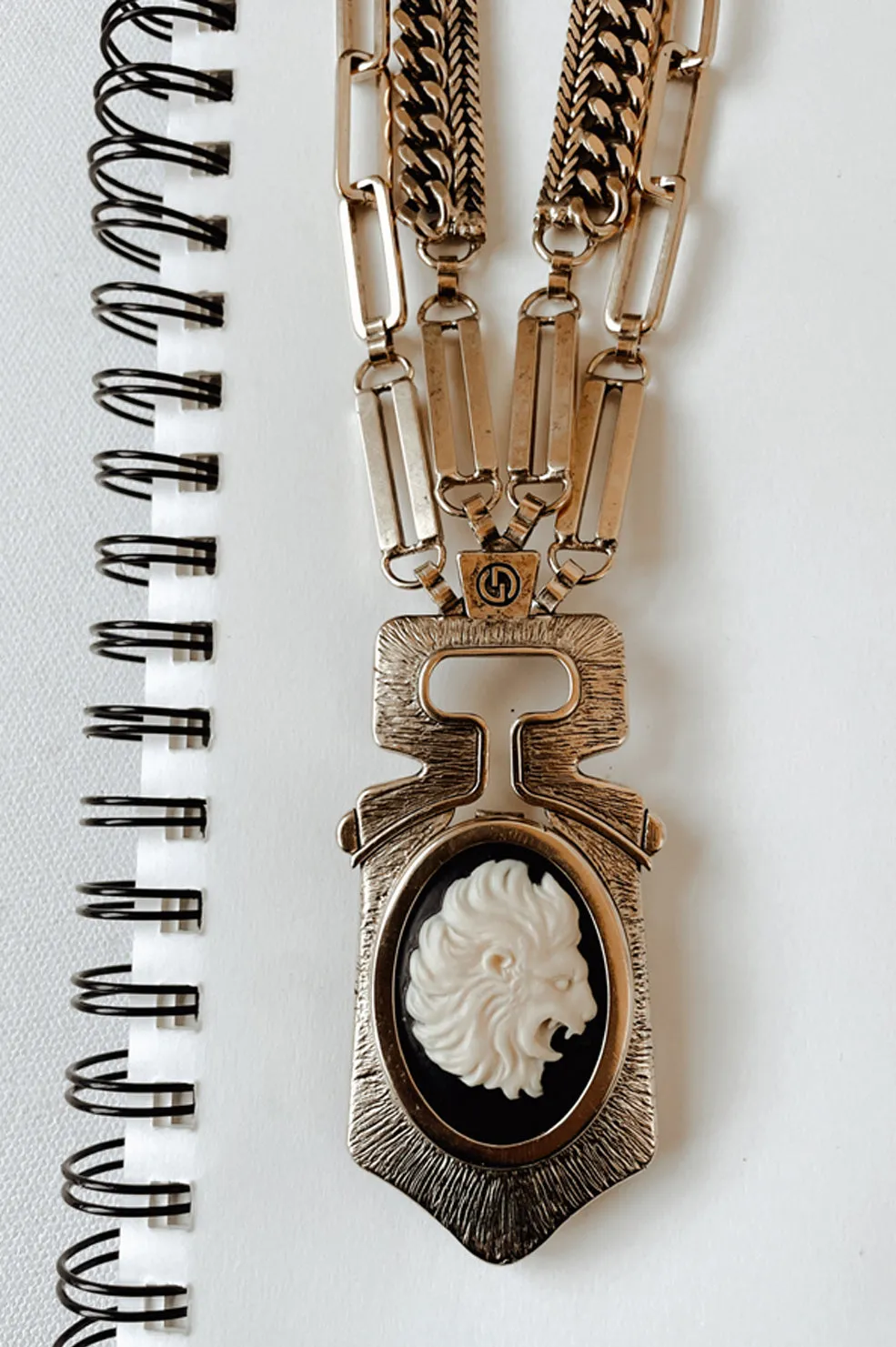 Leo Cameo sold by DYLANLEX product image thumbnail 2