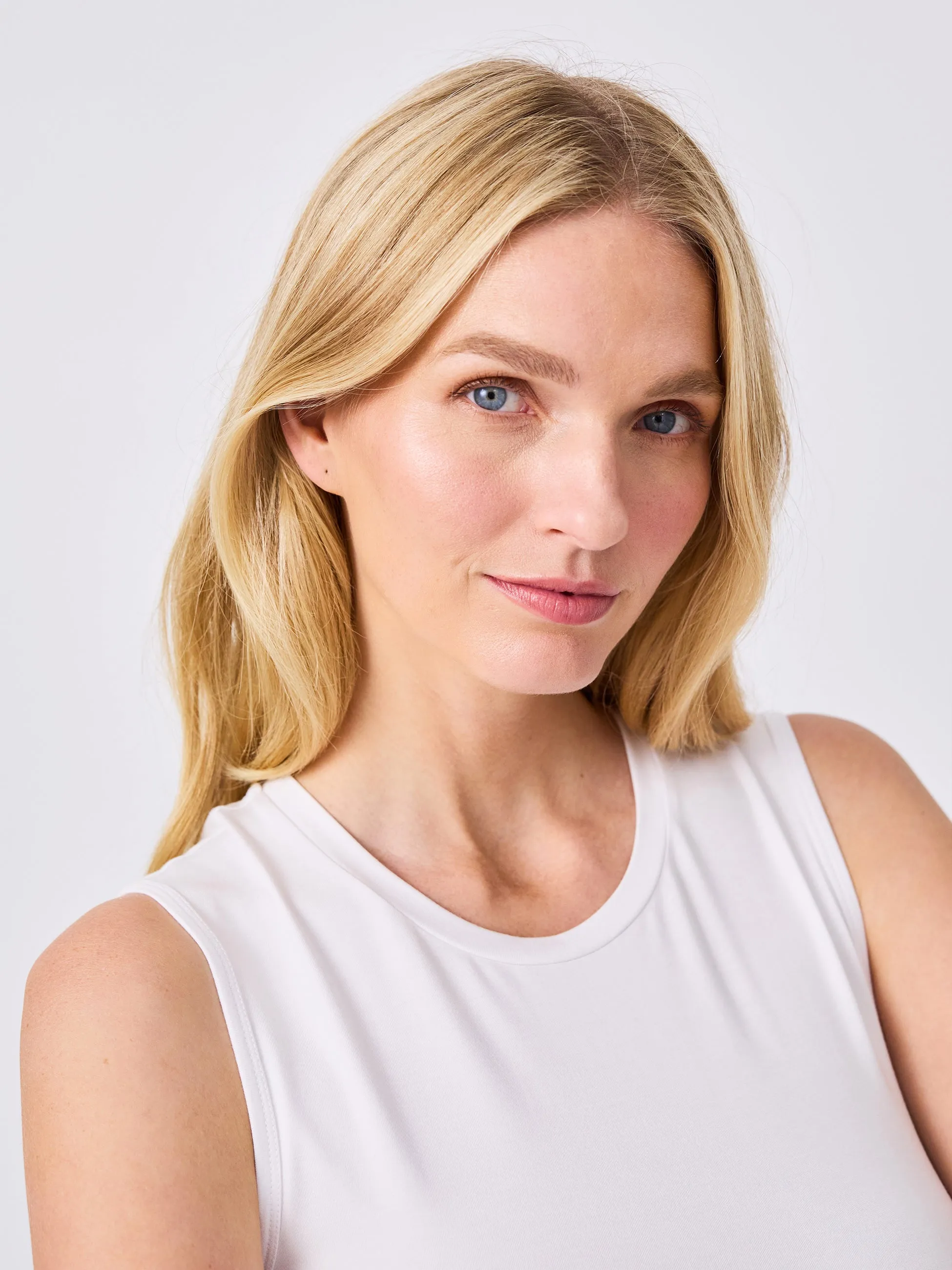 Side Rouch Tank - White sold by Dharma Bums product image thumbnail 5