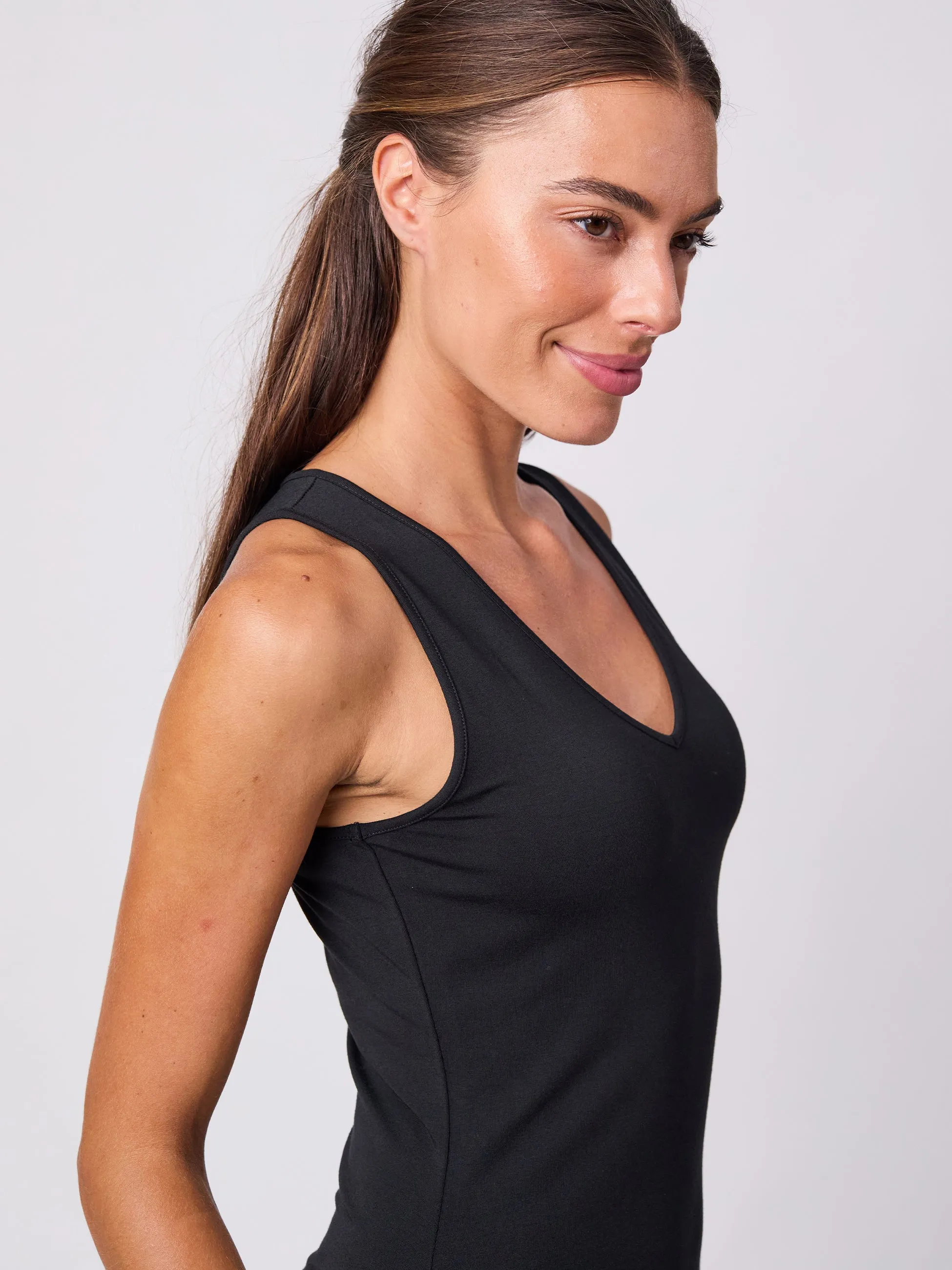 V Neck Maxi Dress - Black sold by Dharma Bums product image thumbnail 4