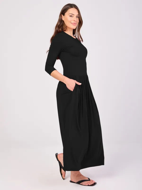 7/8 Sleeve Essential Maxi Dress  Black sold by Dharma Bums