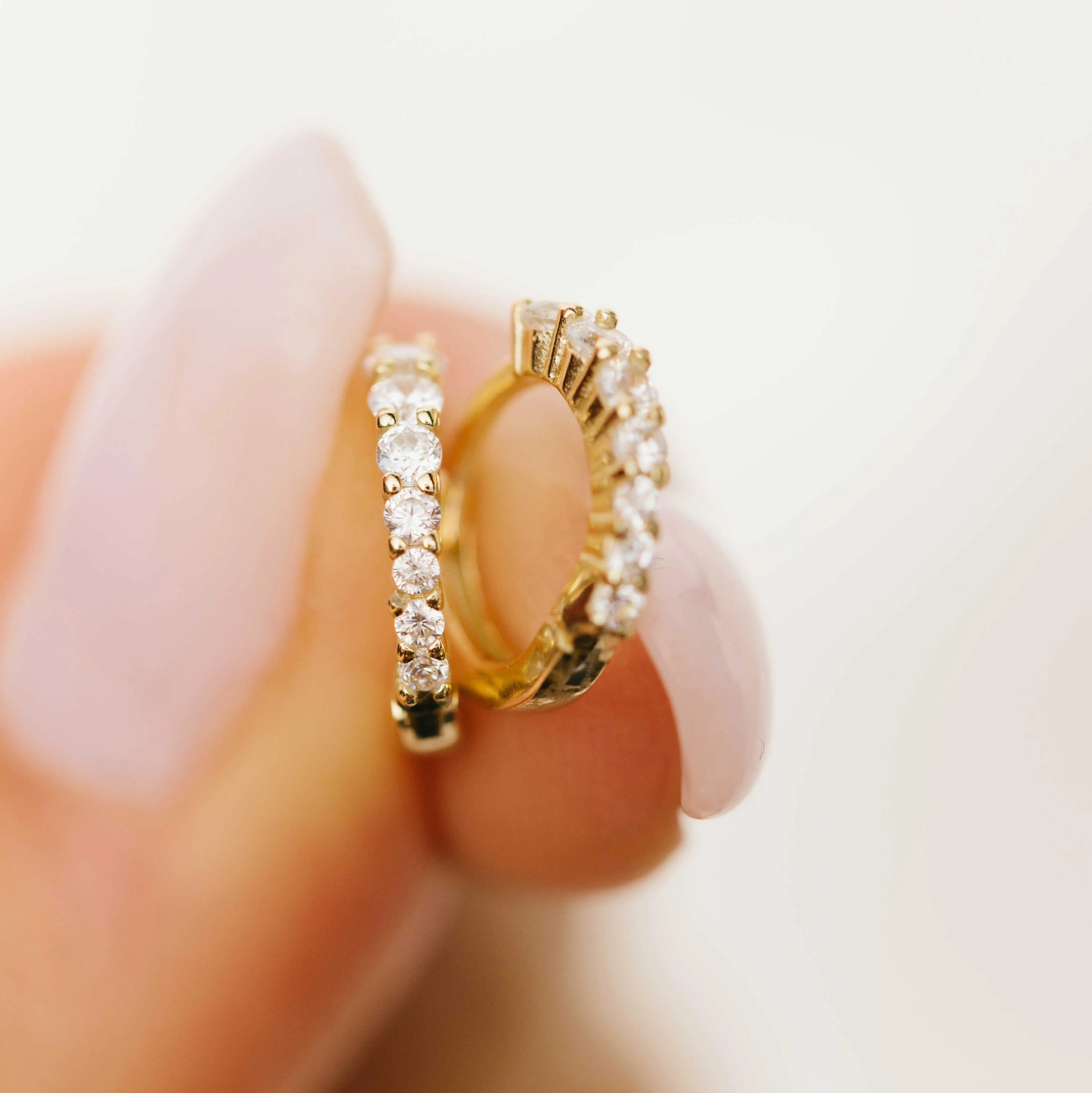 Øredobber i sølv med Zirkonia sold by Diamanthuset product image thumbnail 2