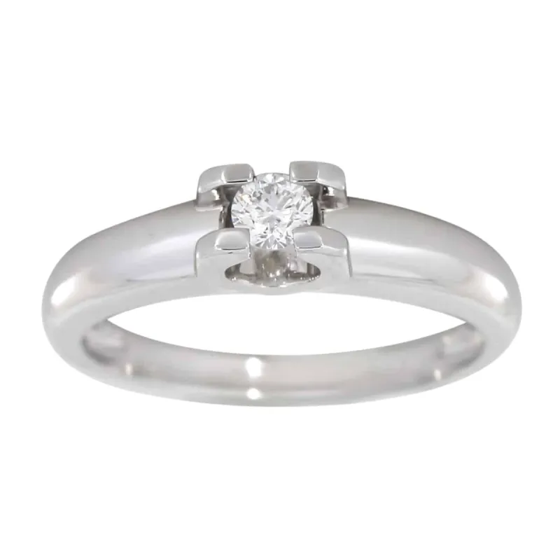 Carmen diamantring i hvitt gull sold by Diamanthuset