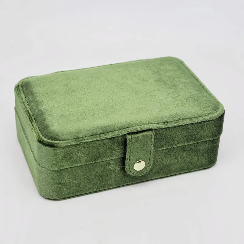 Smykkeskrin i Velur - Oliven  (Medium) sold by Diamanthuset
