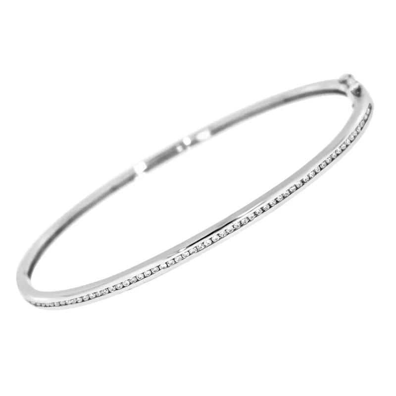 Armring i hvitt gull 0,60ct-1.10ct TW/SI sold by Diamanthuset