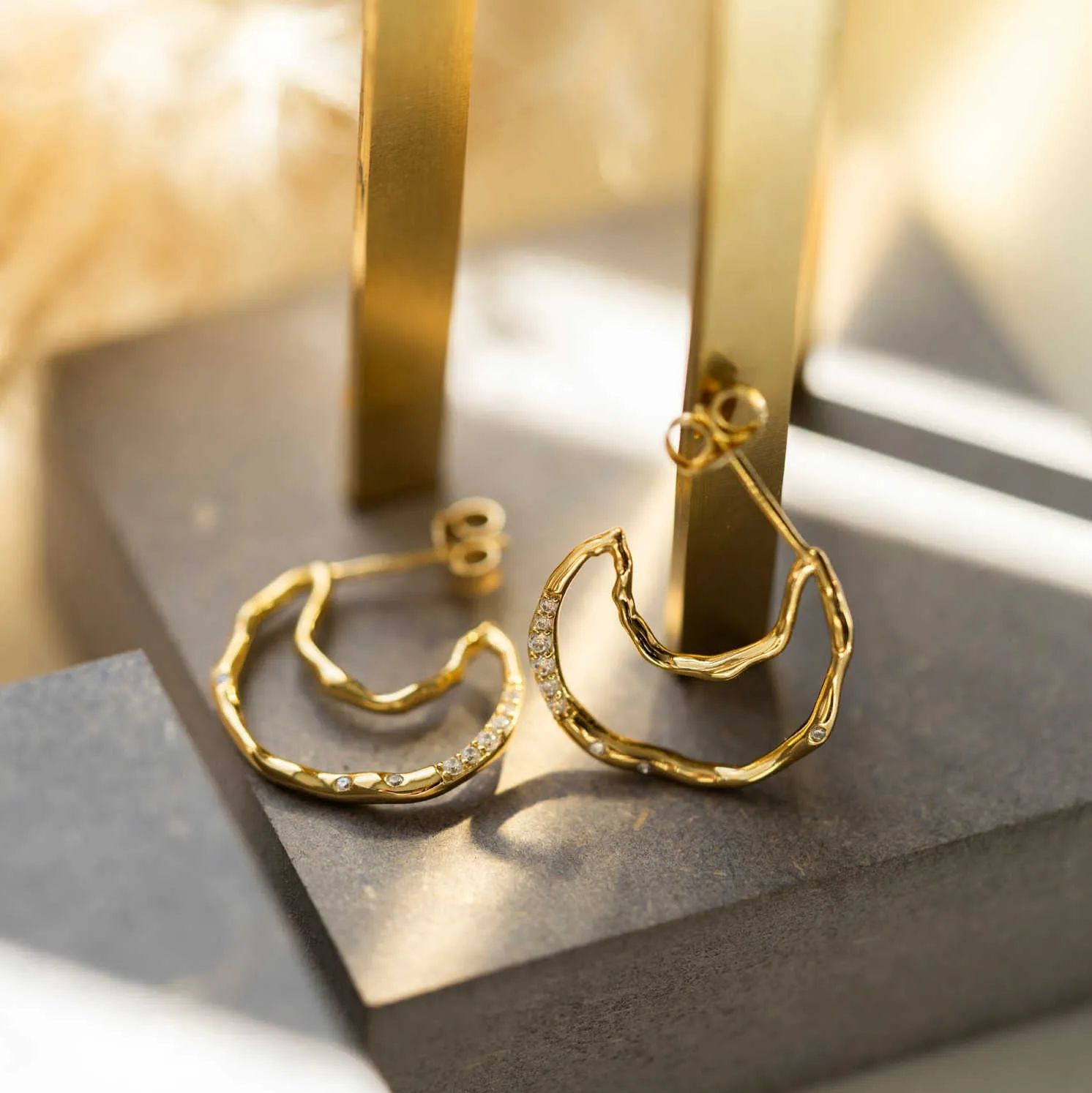 Shapes - Moon øredobber i sølv med zirkonia sold by Diamanthuset product image thumbnail 2